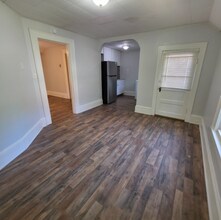 1376 E 187th St in Cleveland, OH - Foto de edificio - Building Photo