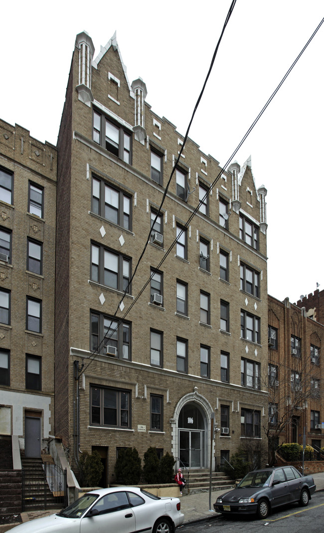 106 Glenwood Ave in Jersey City, NJ - Building Photo - Building Photo