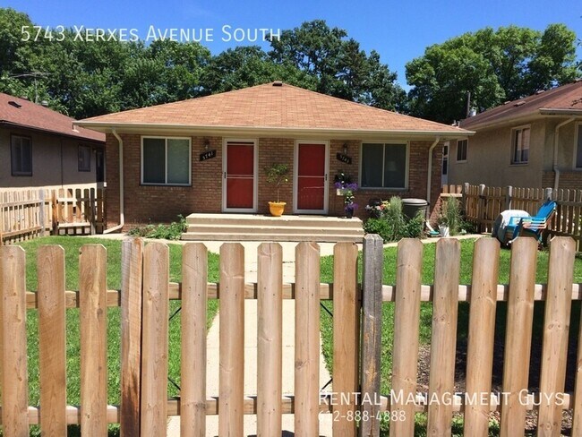 5741 Xerxes Ave S in Minneapolis, MN - Building Photo - Building Photo