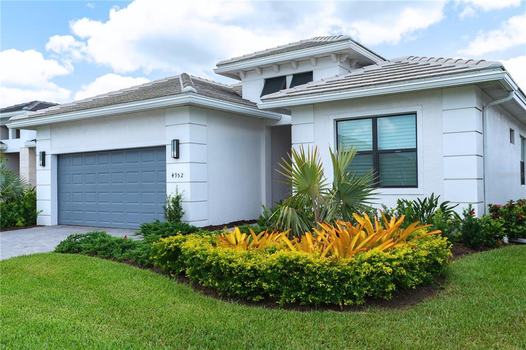 4952 Fairhope Cir in Lakewood Ranch, FL - Building Photo