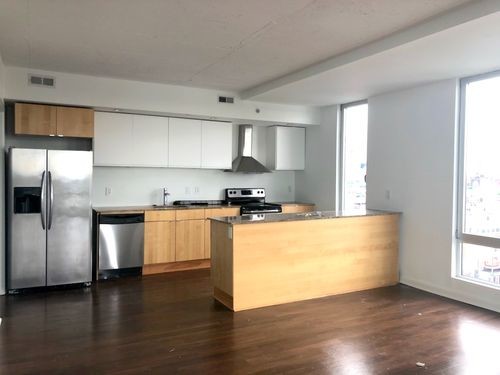 212 Brown St-Unit -10b in Philadelphia, PA - Building Photo
