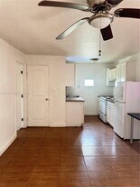 410 N 58th Ave in Hollywood, FL - Building Photo
