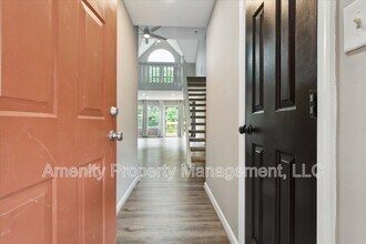 953 Gas Light Ln in Virginia Beach, VA - Building Photo - Building Photo
