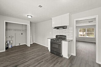 6314 Crestville St in Houston, TX - Building Photo - Building Photo