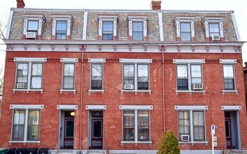 Ohio 2215-2217-2219 in Cincinnati, OH - Building Photo - Interior Photo