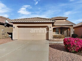 12930 W Clarendon Ave in Litchfield Park, AZ - Building Photo