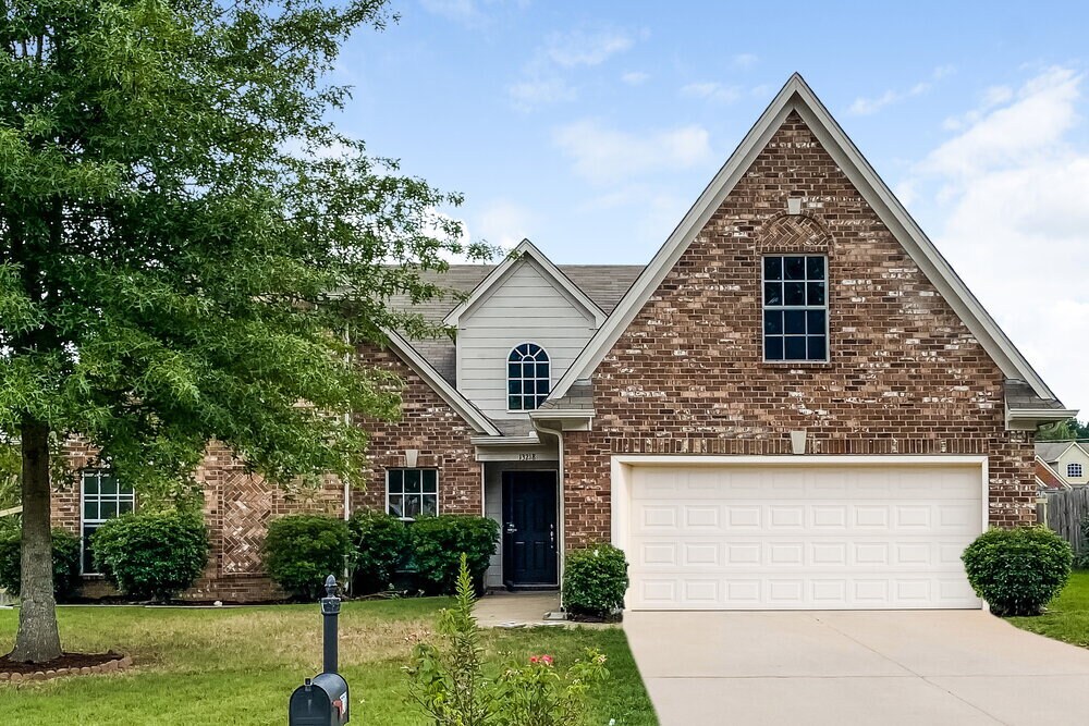 13218 Sandbourne S in Olive Branch, MS - Foto de edificio