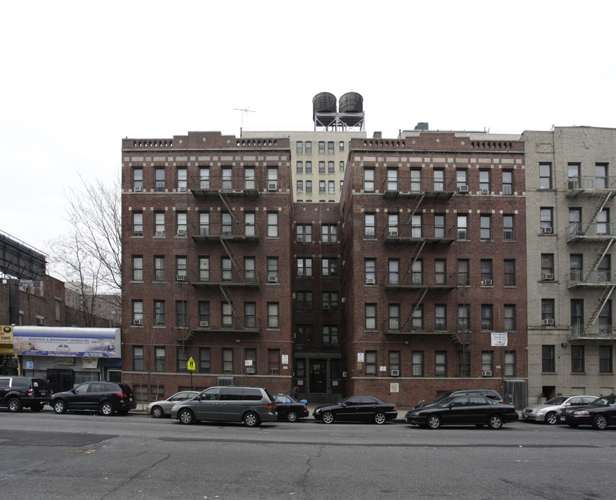 80 Saint Nicholas Pl in New York, NY - Foto de edificio