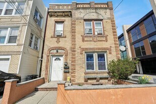 7 Bender Pl in Cliffside Park, NJ - Building Photo