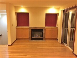 1126 NW 56th St in Seattle, WA - Building Photo - Building Photo