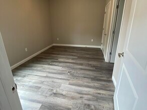 1125 Old Barren River Rd in Bowling Green, KY - Building Photo - Building Photo