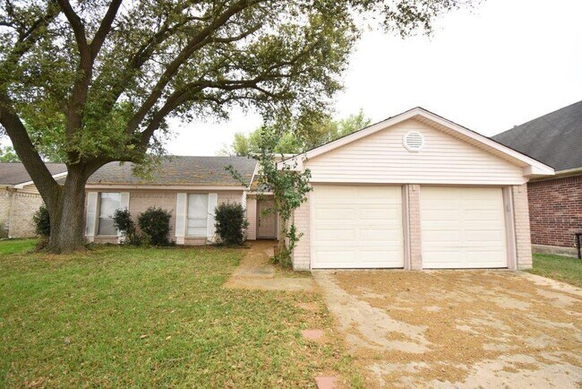 property at 17019 Cairnladdie St