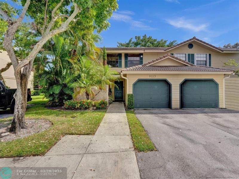 9113 Vineyard Lake Dr in Plantation, FL - Building Photo