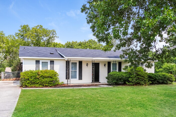 4182 Kevin Rd in Hephzibah, GA - Building Photo