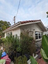 12621 Victoria Ave in Los Angeles, CA - Building Photo