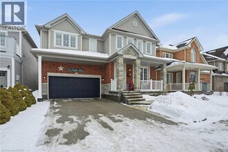 63 Fowler Dr in Hamilton, ON - Building Photo - Building Photo