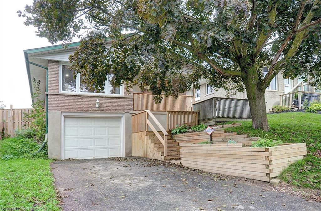 31 Bosworth Cres in Kitchener, ON - Building Photo