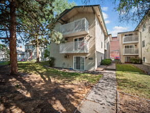 BRIARWOOD Apartments in Spokane, WA - Building Photo - Building Photo