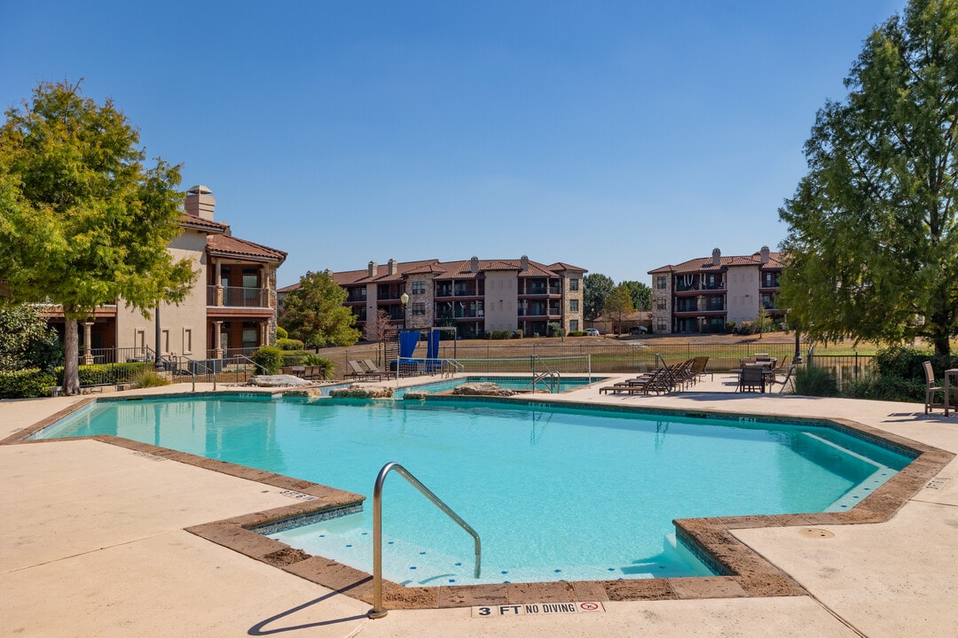 SYNC at Purgatory Creek in San Marcos, TX - Building Photo