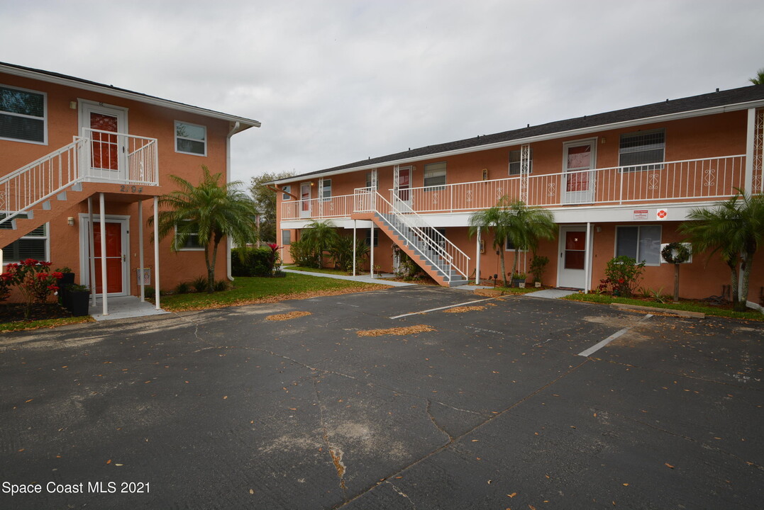 2196 Knox McRae Dr in Titusville, FL - Building Photo