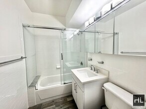 EAST 57 STREET, Unit 4F in New York, NY - Foto de edificio - Building Photo