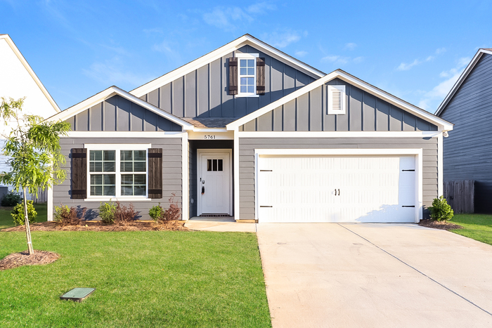 5788 Timber Leaf Lp in Bessemer, AL - Building Photo
