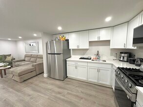 34 Ensign St in Revere, MA - Building Photo - Building Photo