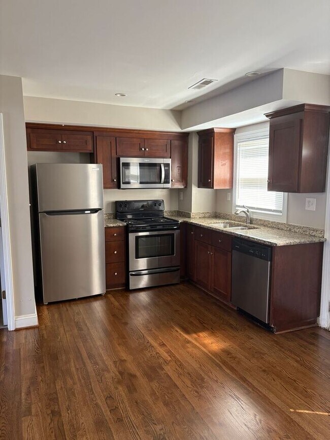 422 State St in Charlotte, NC - Building Photo - Building Photo
