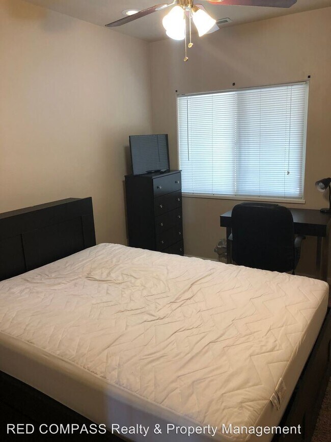 2474 Orion Way-Unit -Unit #4 in Grand Junction, CO - Building Photo - Building Photo