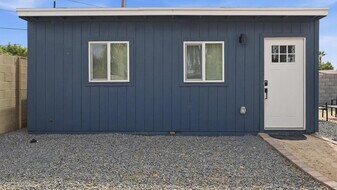 1548 N Upland Cir in Mesa, AZ - Building Photo