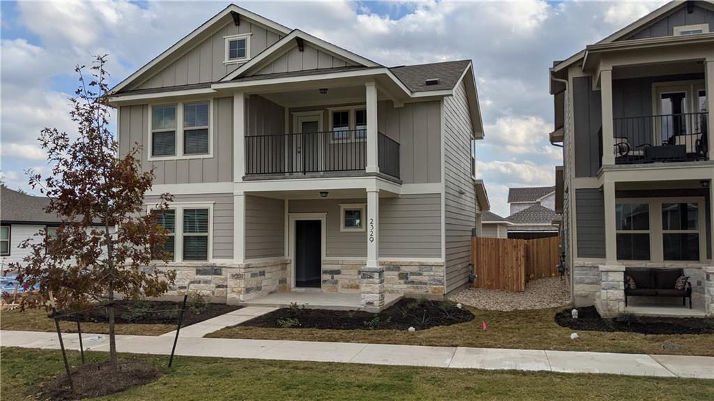 2329 Pecan Island Dr in Leander, TX - Foto de edificio