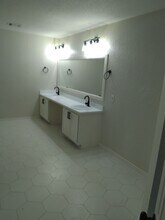 4435 Stetson Park in San Antonio, TX - Building Photo - Building Photo