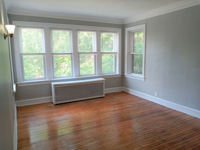 8000 S Champlain Ave, Unit 625-1 in Chicago, IL - Foto de edificio - Building Photo