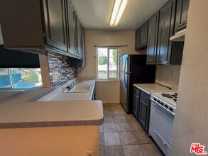 17900 Sherman Way in Los Angeles, CA - Building Photo - Building Photo