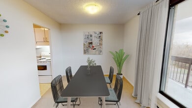 The Riversides - 1591 Lycee Place in Ottawa, ON - Building Photo - Building Photo