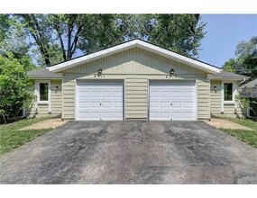 8511 England St in Overland Park, KS - Building Photo - Building Photo