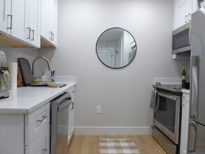 82 Gardena St, Unit 2 in Boston, MA - Building Photo - Building Photo