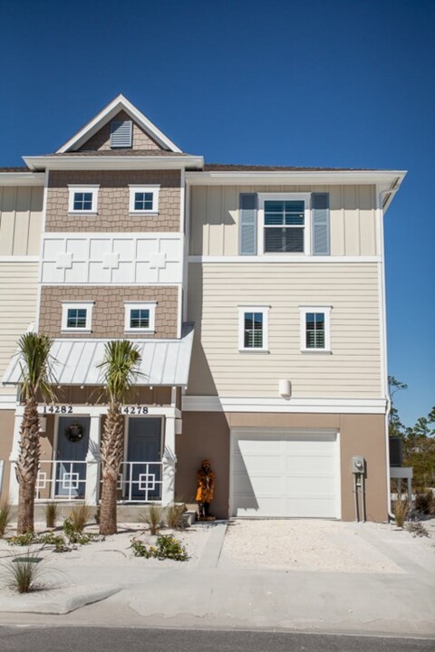 14278 Beach Heather Ct in Pensacola, FL - Building Photo