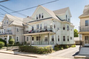 19 Curtis St, Unit 2 in Somerville, MA - Building Photo