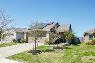 4355 Palmetto Grv Ln in Baytown, TX - Building Photo