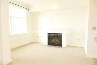 5450 Leary Ave NW in Seattle, WA - Building Photo - Building Photo