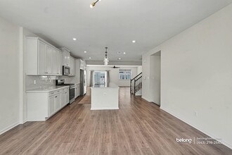 4521 Reaney Ln in Owings Mills, MD - Foto de edificio - Building Photo