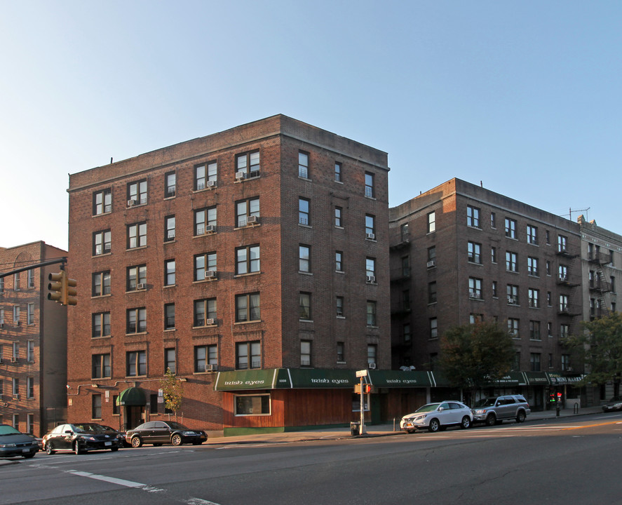 5008 Broadway in New York, NY - Building Photo