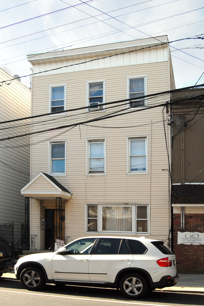 298 Lafayette St in Newark, NJ - Building Photo - Building Photo