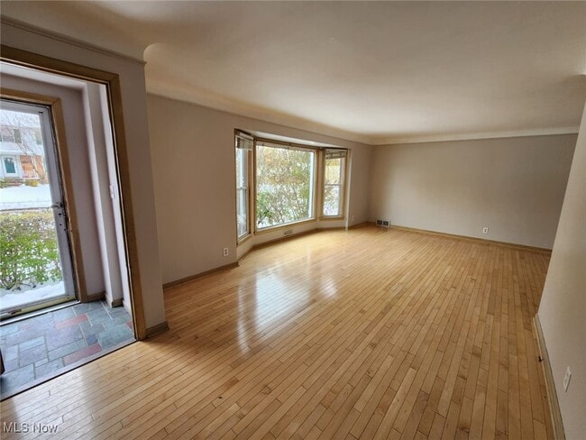 2413 Elmdale Rd in University Heights, OH - Building Photo - Building Photo