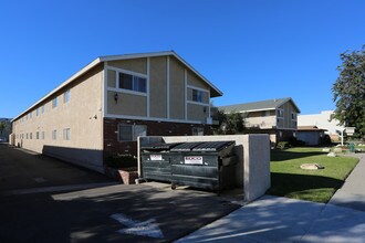 Carriage Village in Poway, CA - Building Photo - Building Photo