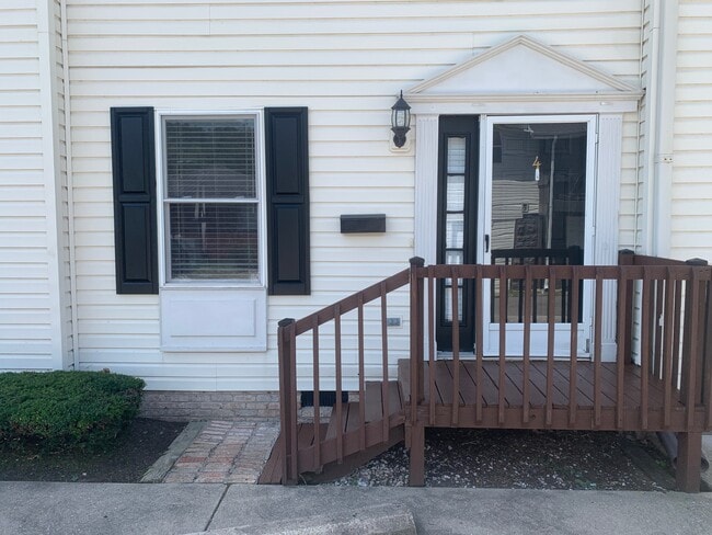 property at 1407 Glenwood St