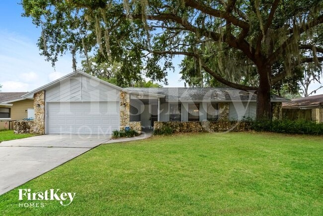 111 Slade Dr