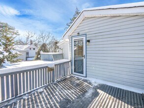 12 Rams Hill in Glenwood Landing, NY - Building Photo - Building Photo