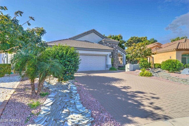 14137 W Green Hollow Terrace in Litchfield Park, AZ - Building Photo - Building Photo